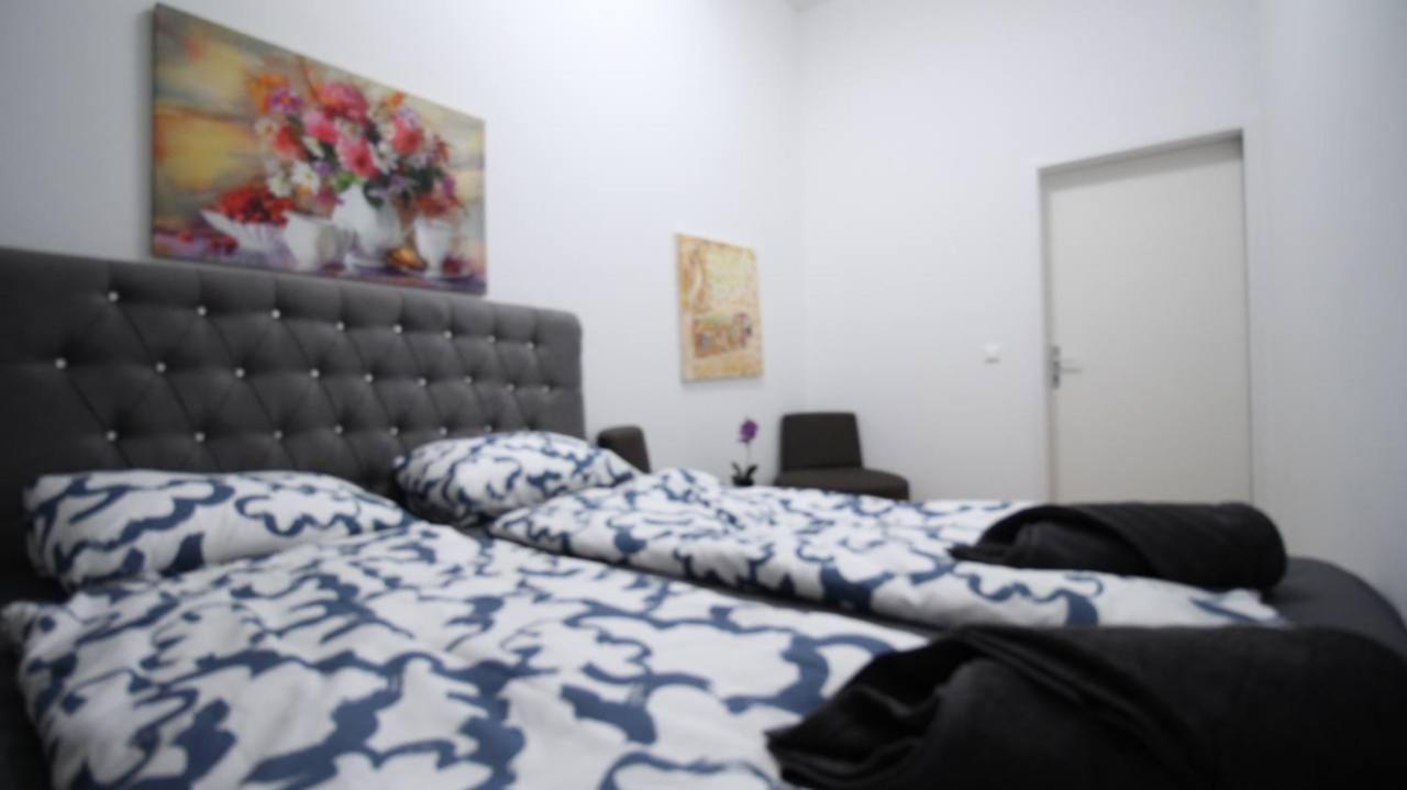 Modern Double Room Js A Vienne Extérieur photo