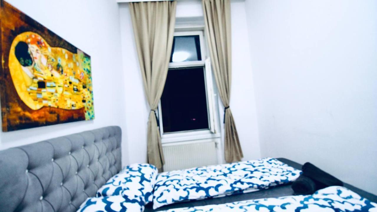 Modern Double Room Js A Vienne Extérieur photo