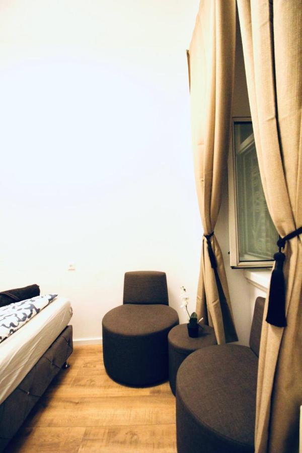 Modern Double Room Js A Vienne Extérieur photo